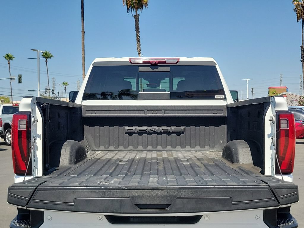 Used 2024 GMC Sierra 3500 Denali w/ Denali Reserve Package AWD/4WD image 27
