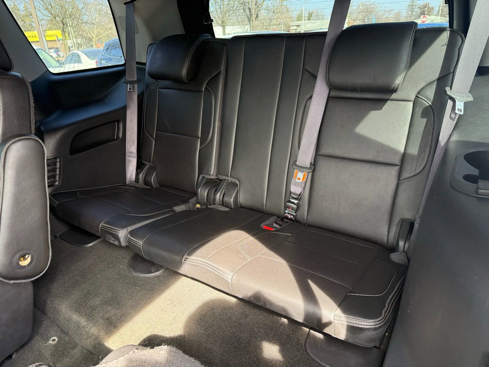 Used 2016 GMC Yukon Denali w/ Open Road Package image 32