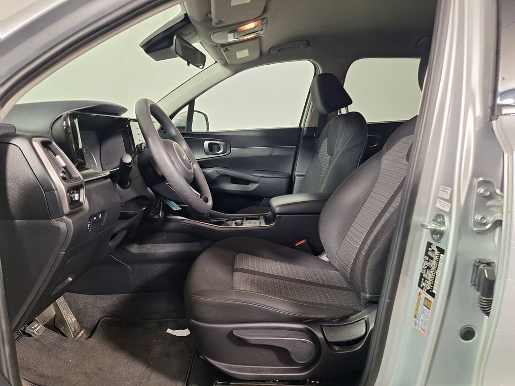 Used 2022 Kia Sorento LX FWD image 12