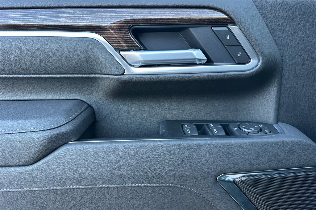 New 2026 GMC Sierra 2500 SLE image 9