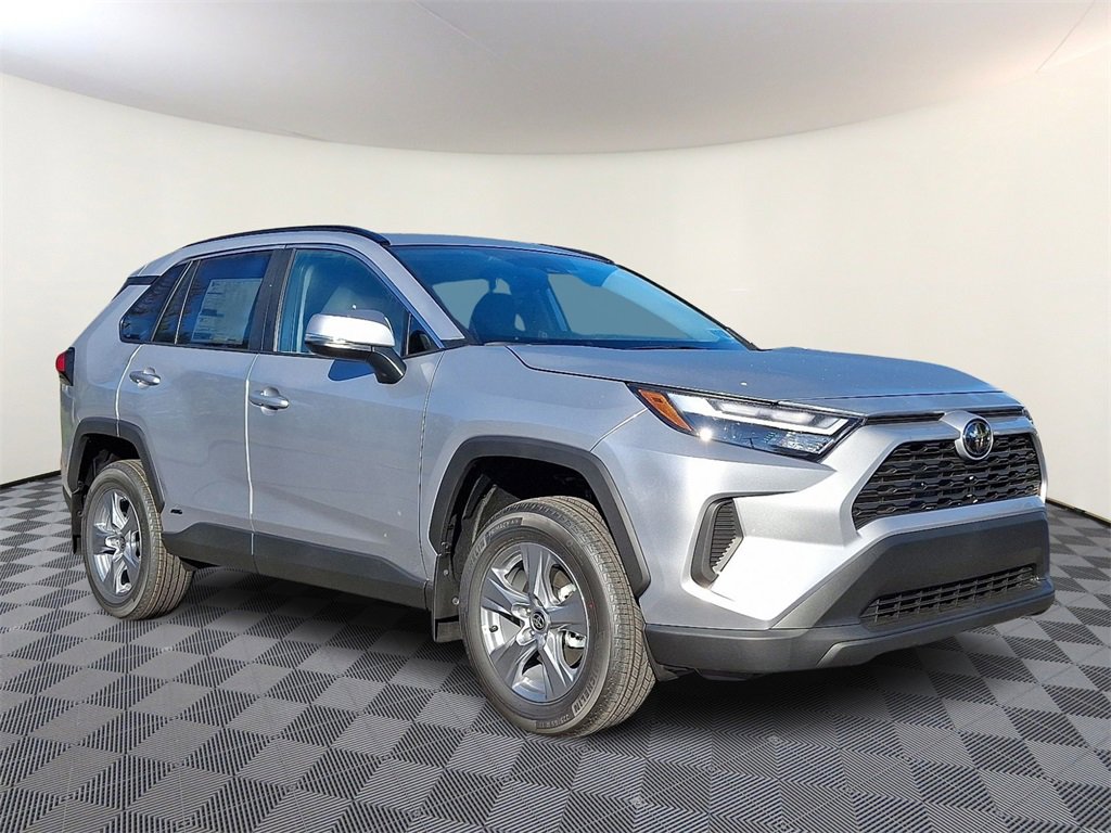 New 2025 Toyota RAV4 XLE image 1