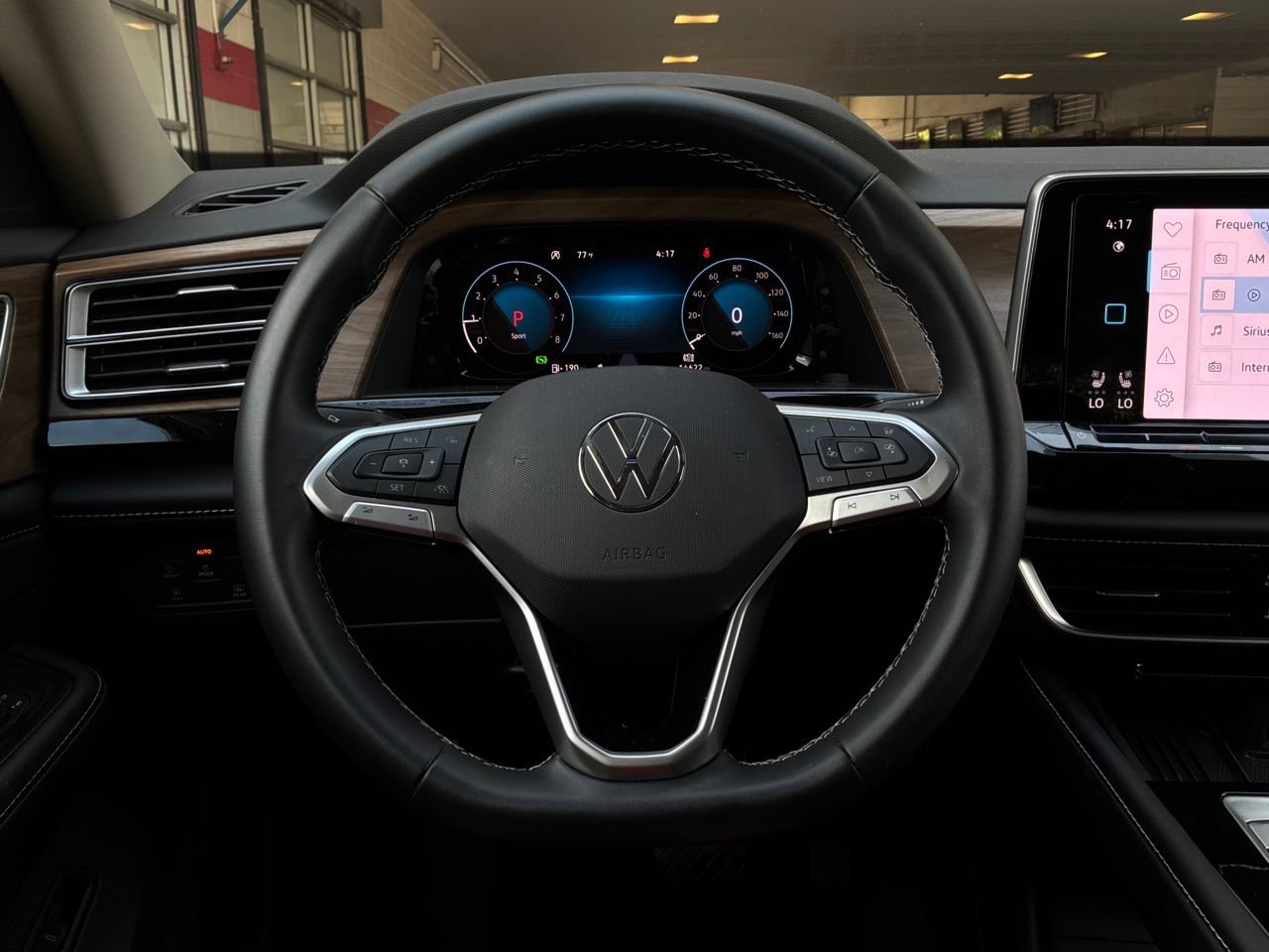 Used 2026 Volkswagen Atlas SE FWD image 38