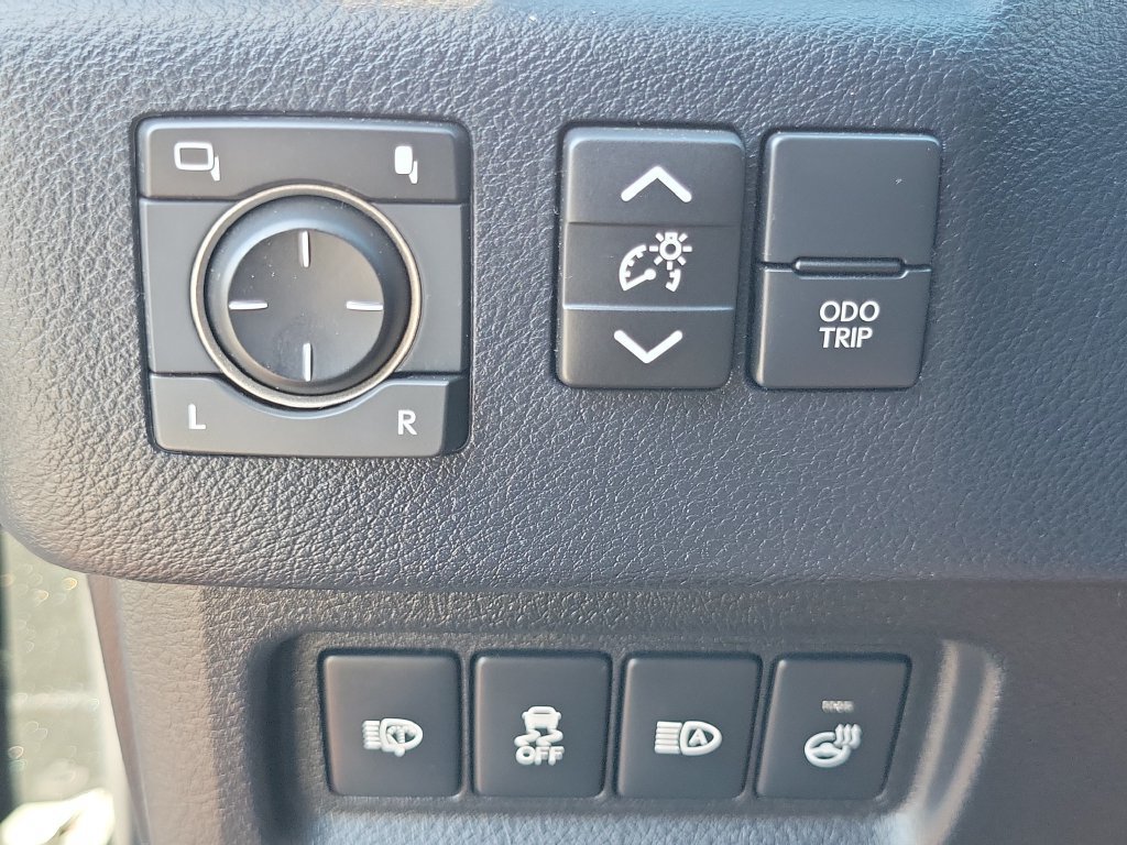 Used 2022 Lexus GX 460 Premium w/ Premium Package AWD/4WD image 16
