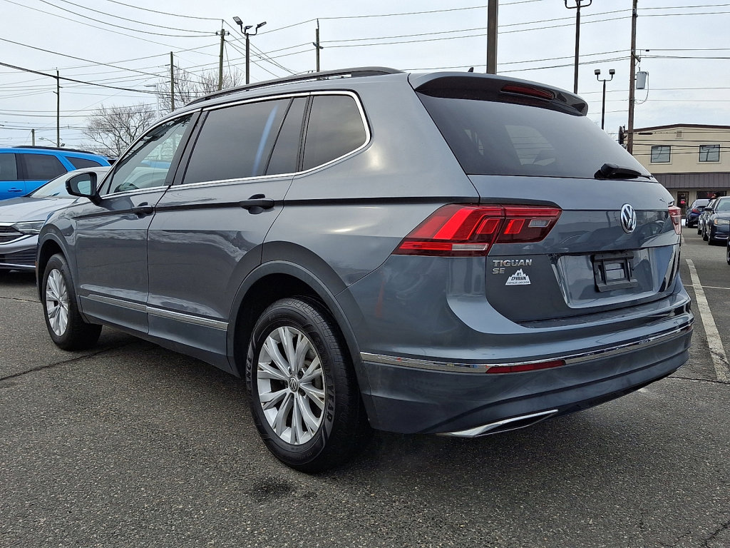 Used 2018 Volkswagen Tiguan SE w/ Front Fog Lights Package image 3