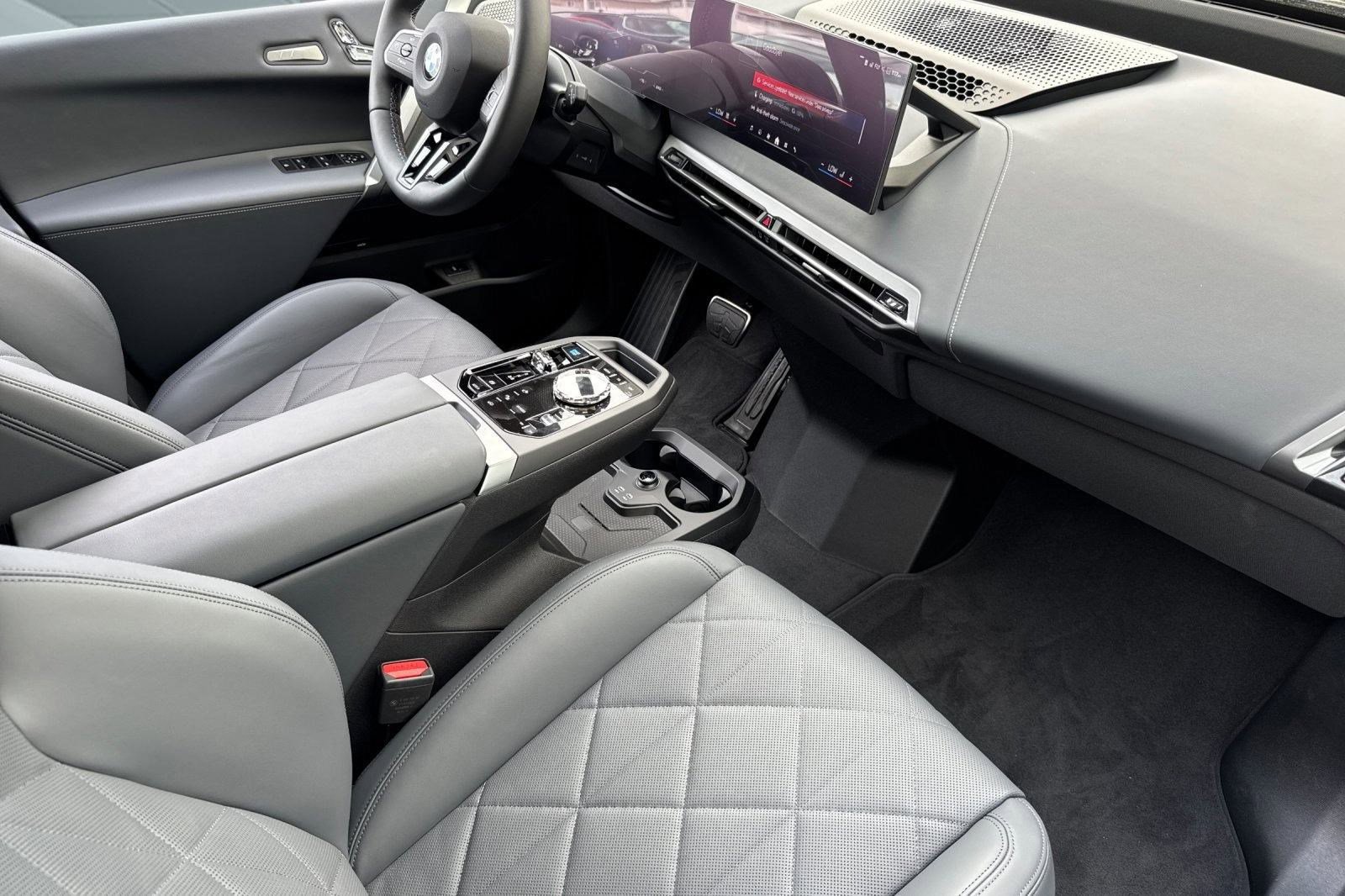 New 2026 BMW iX M70 image 26