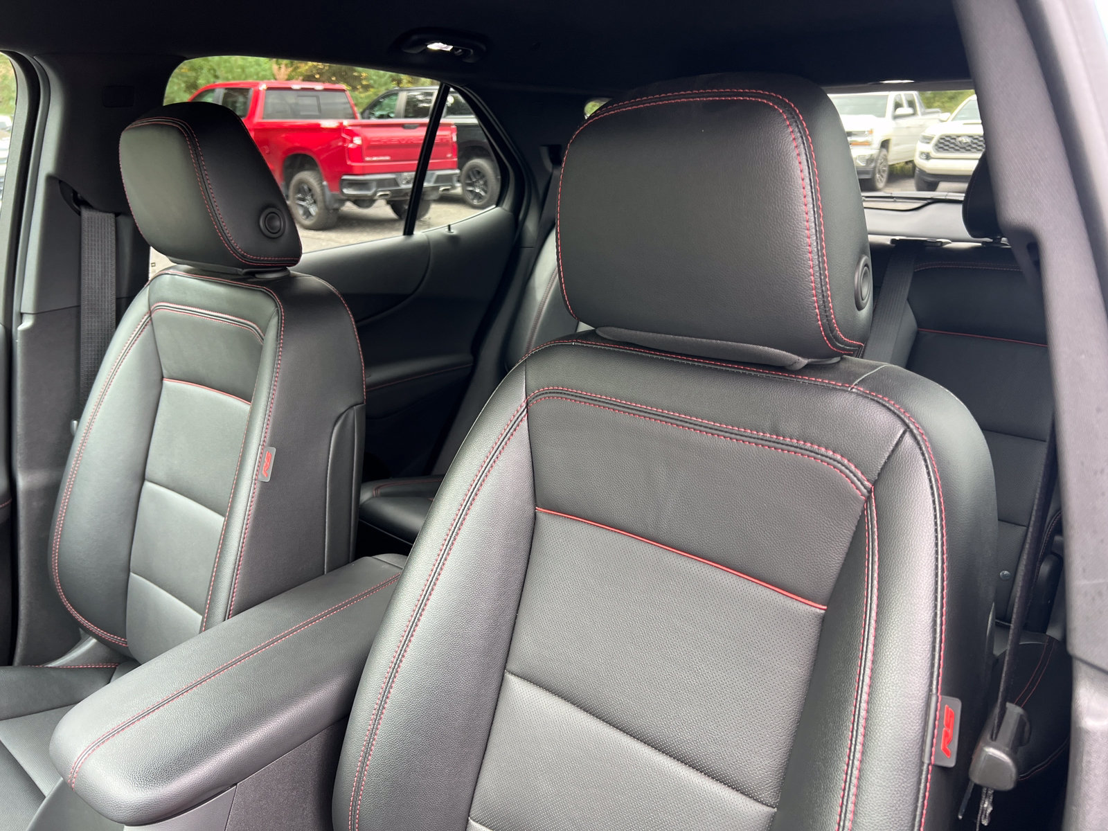 Used 2024 Chevrolet Equinox RS w/ RS Leather Package AWD/4WD image 15