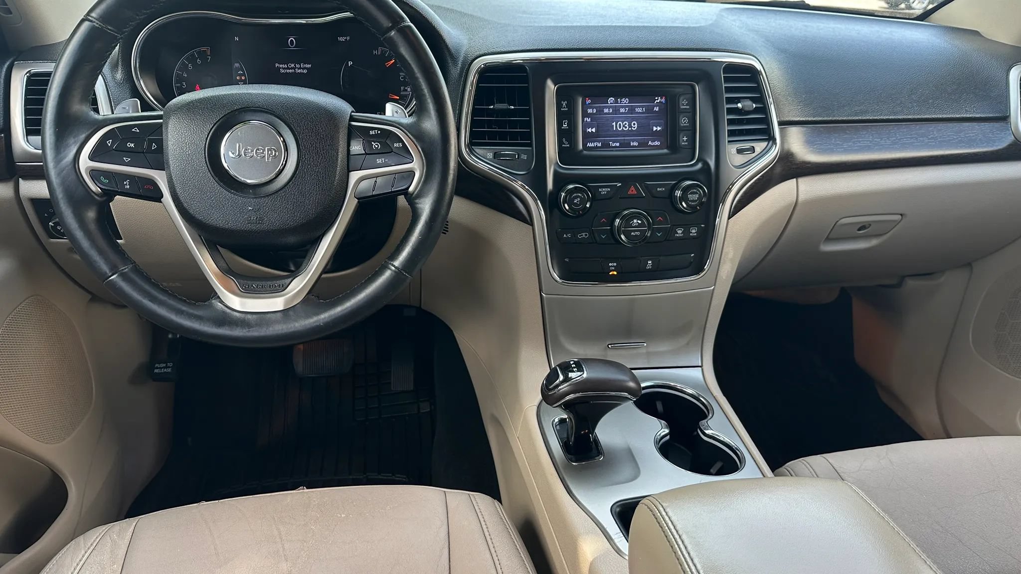 Used 2014 Jeep Grand Cherokee Laredo AWD/4WD image 19