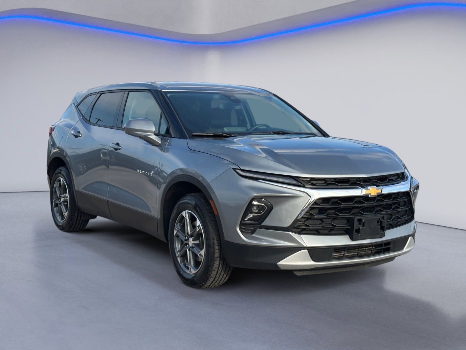 Used 2025 Chevrolet Blazer LT image 4