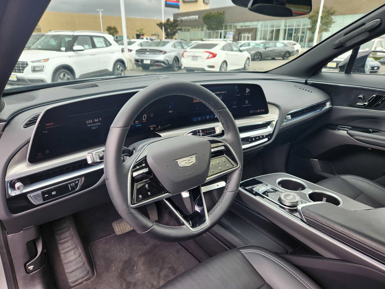 Used 2024 Cadillac Lyriq Sport AWD/4WD image 9