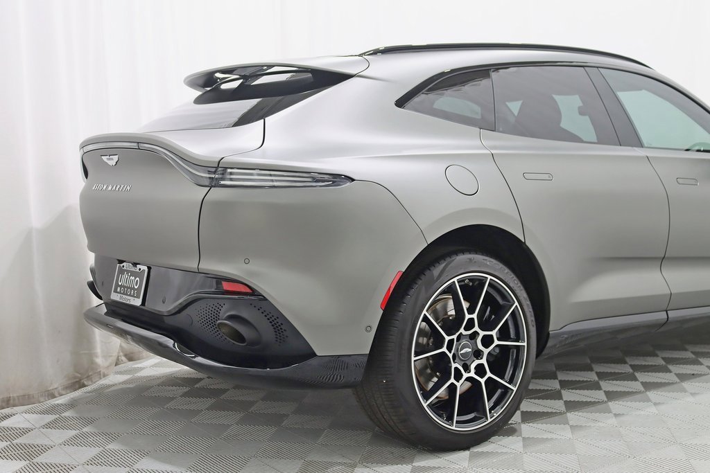 Used 2021 Aston Martin DBX image 10