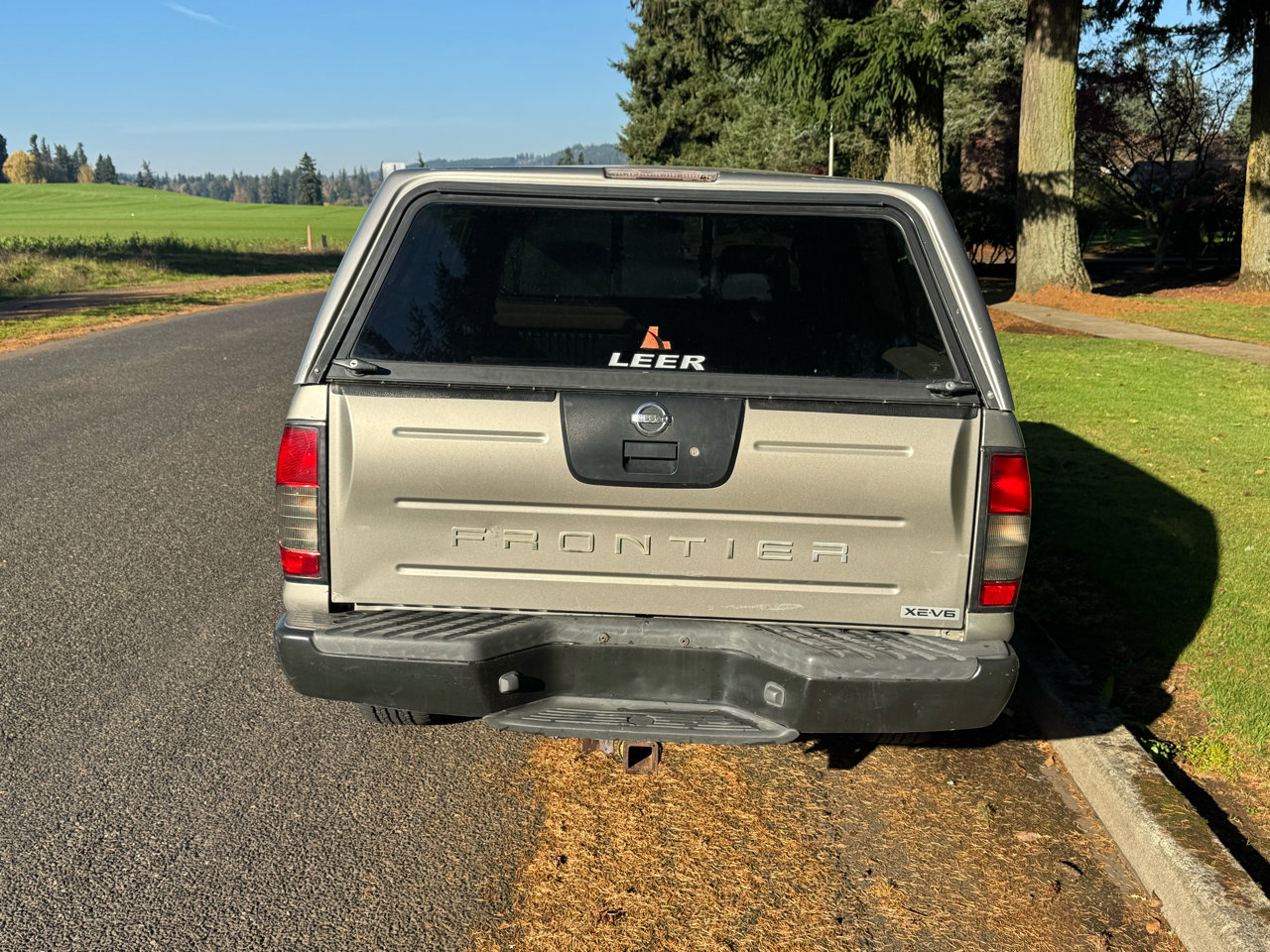 Used 2002 Nissan Frontier XE image 4