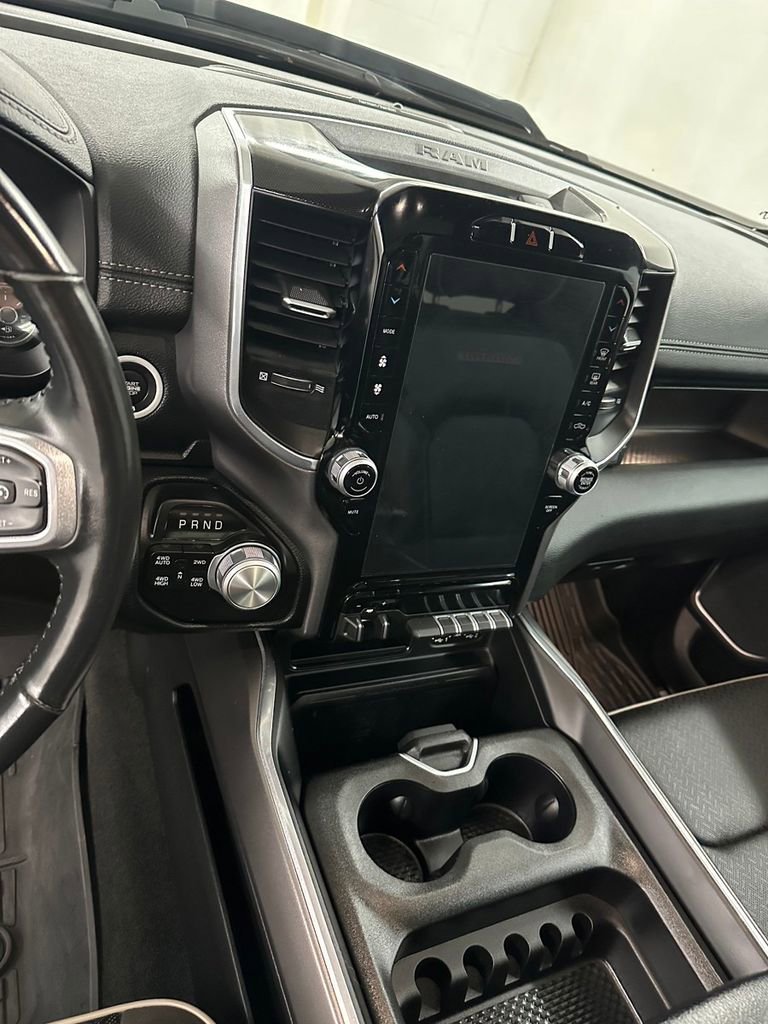 Used 2022 RAM 1500 Laramie w/ Night Edition AWD/4WD image 16