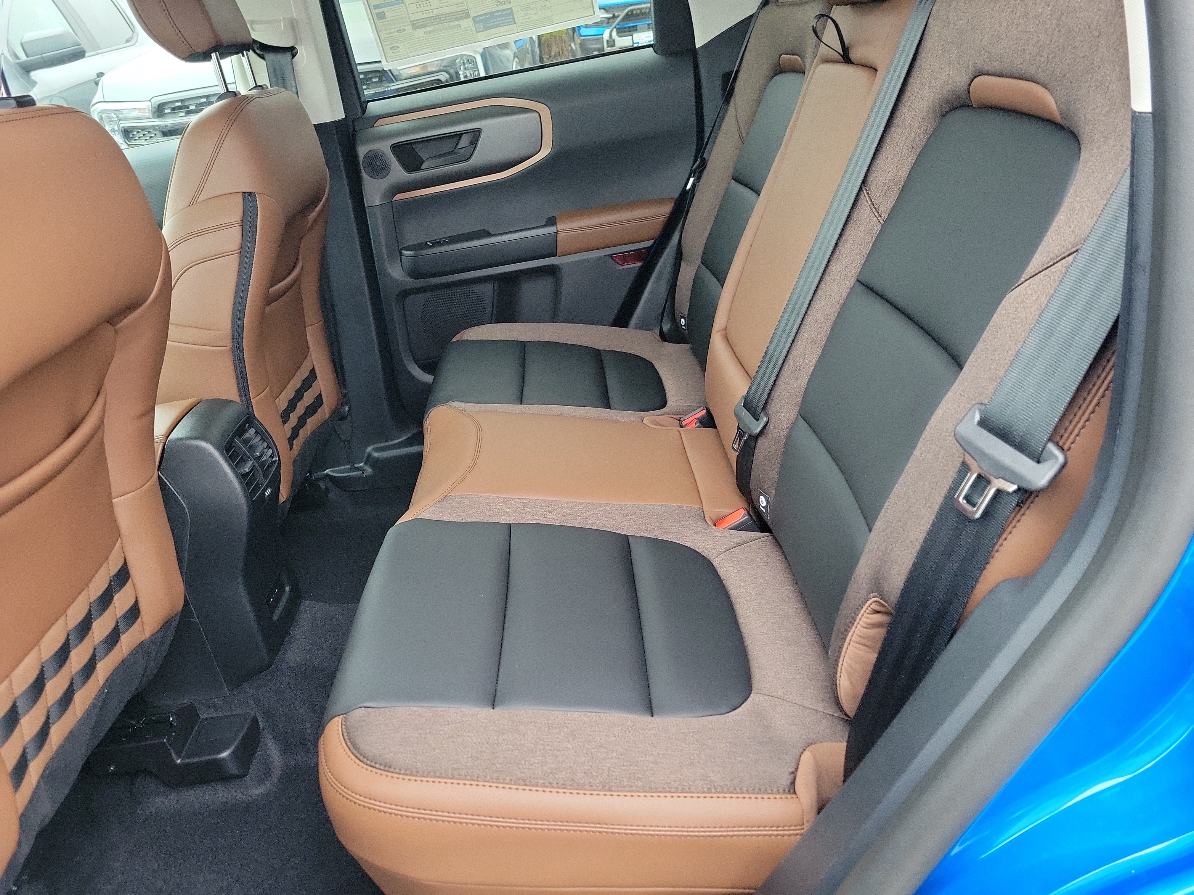 New 2026 Ford Bronco Sport Outer Banks w/ Outer Banks Tech Package+ AWD/4WD image 12