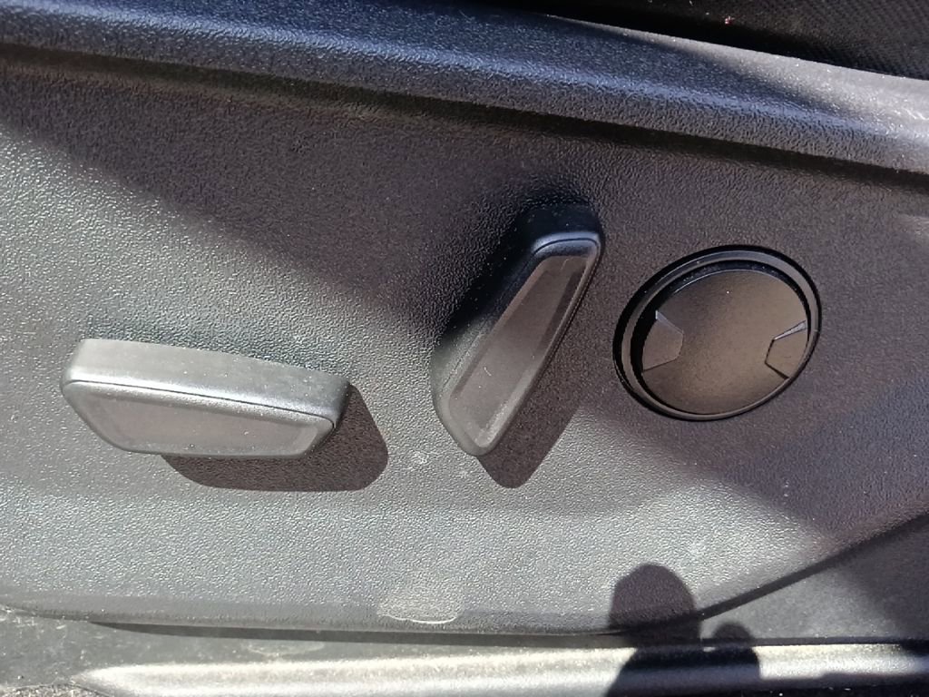 Used 2023 Ford F150 XLT w/ Equipment Group 302A High image 16