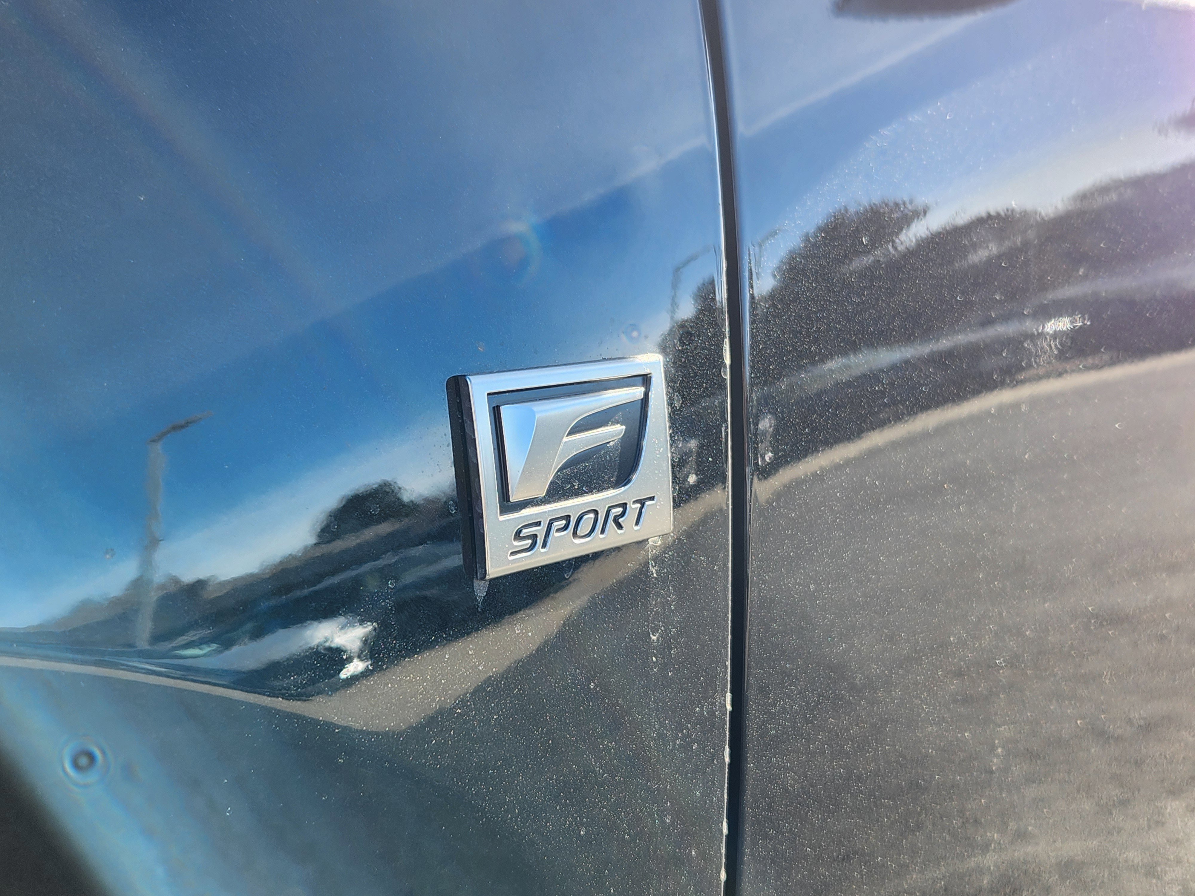 New 2026 Lexus TX 500h AWD image 8