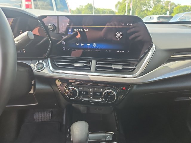 Used 2025 Chevrolet Trax ACTIV w/ Driver Confidence Package FWD image 19
