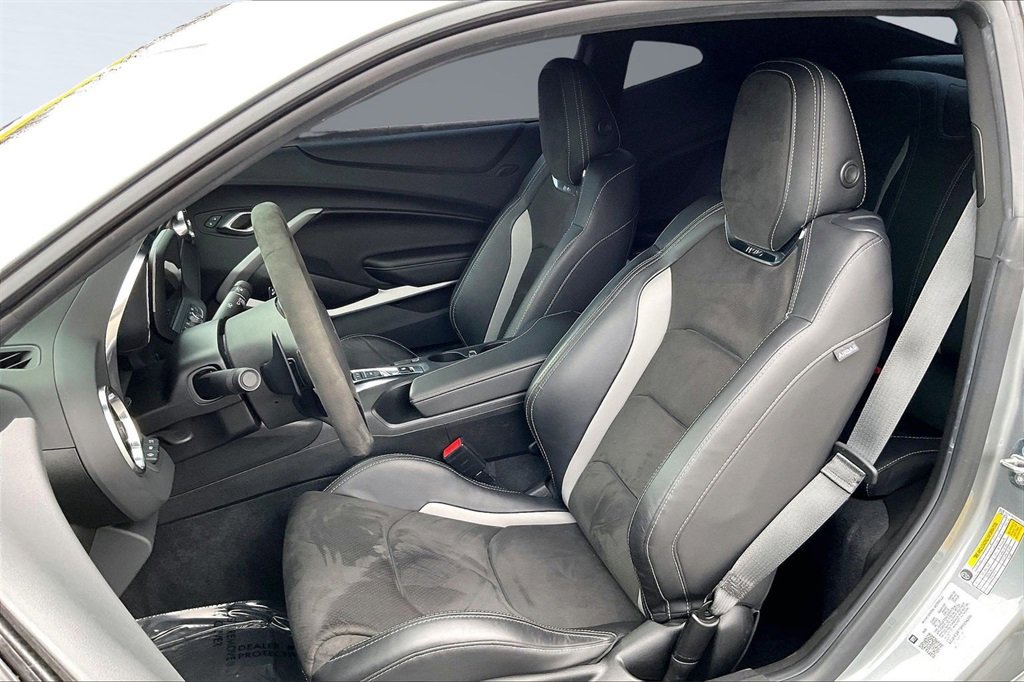 Used 2023 Chevrolet Camaro SS image 24