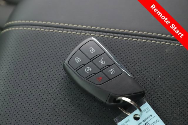 Used 2026 GMC Yukon Elevation image 3