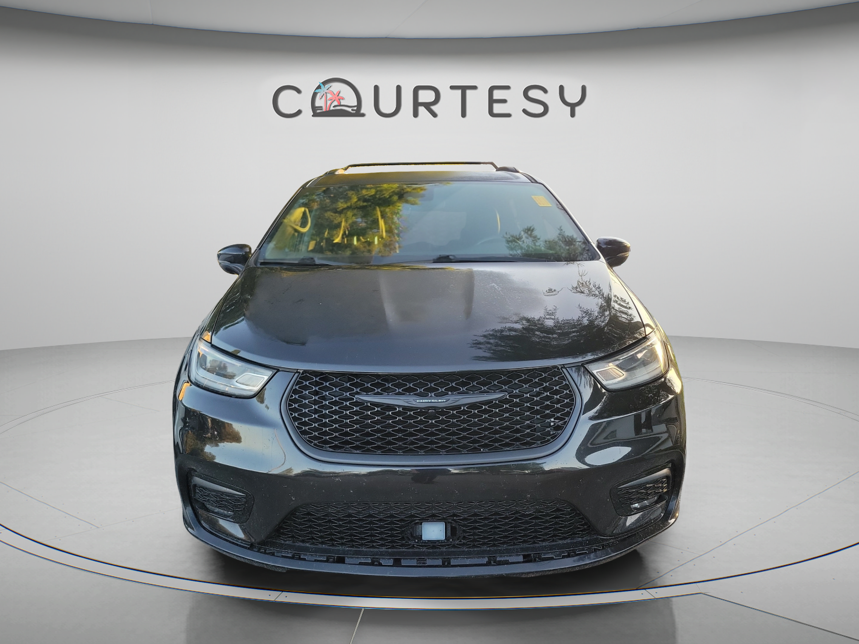 Used 2021 Chrysler Pacifica Touring-L w/ S Appearance Package FWD image 22