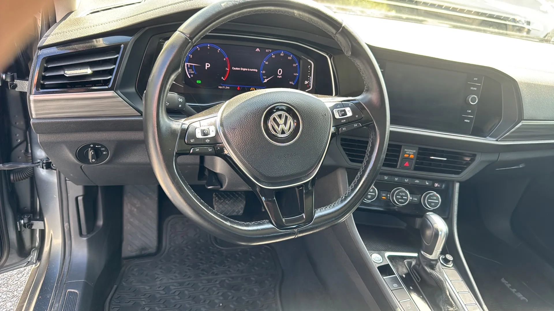 Used 2019 Volkswagen Jetta SEL image 9