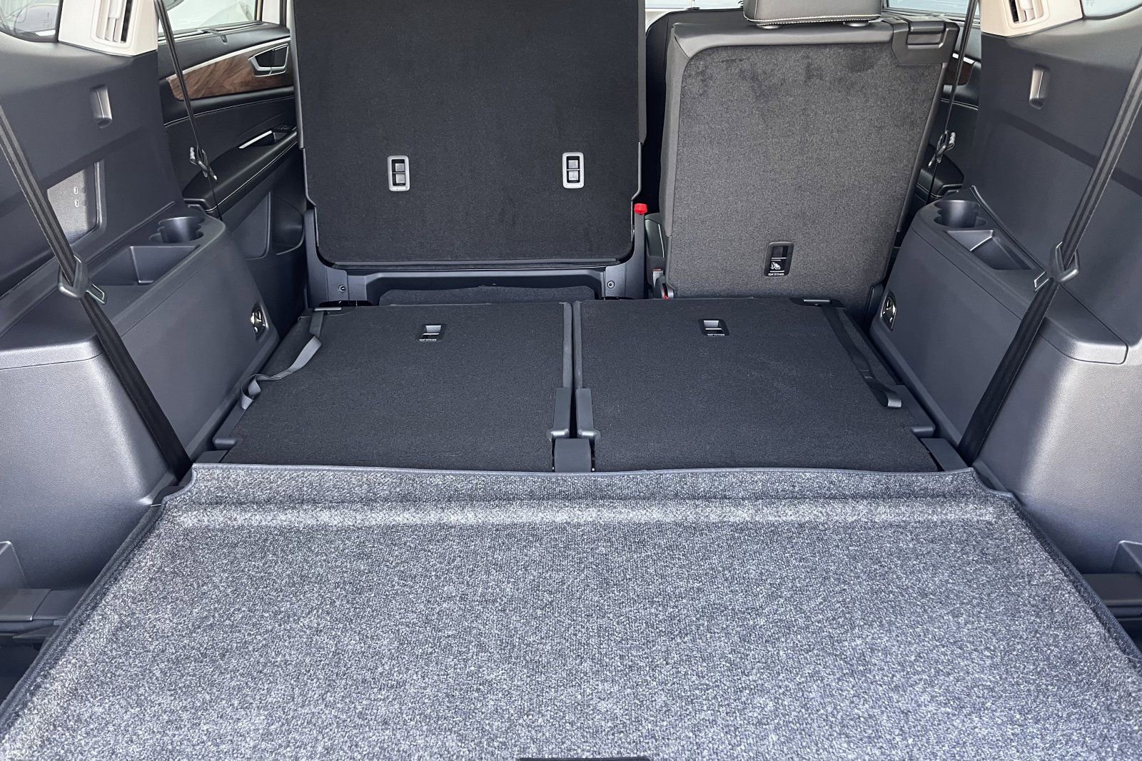 New 2026 Volkswagen Atlas SE image 14