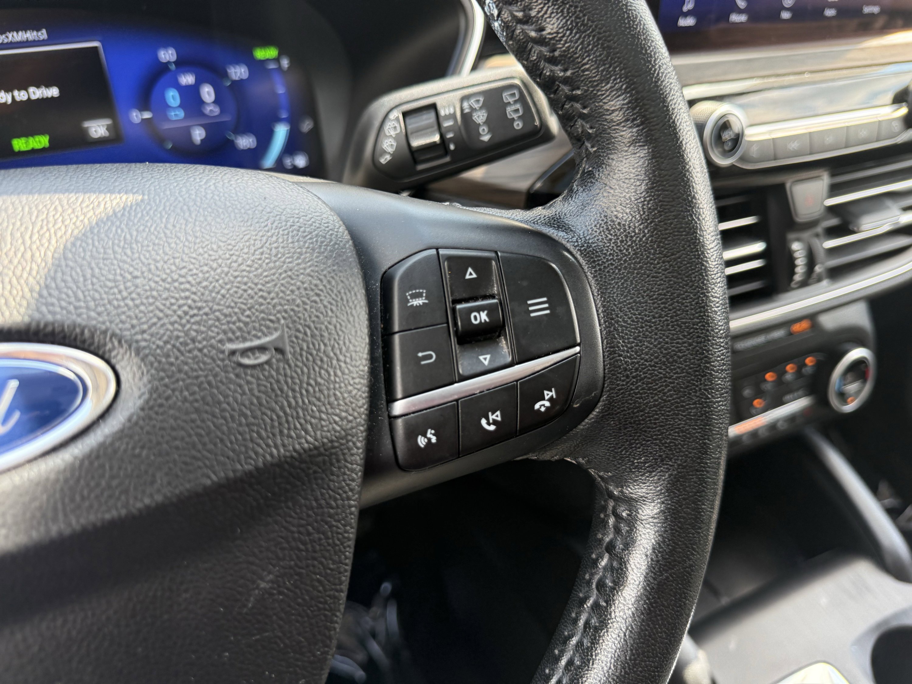 Used 2020 Ford Escape Titanium image 69