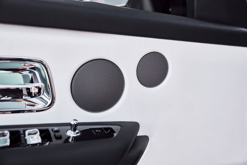 Used 2026 Rolls-Royce Cullinan image 38