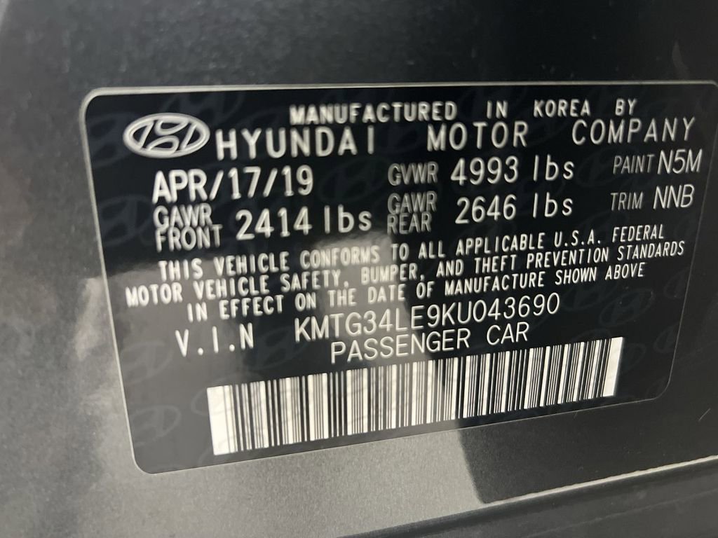 Used 2019 Genesis G70 3.3T Advanced w/ Prestige Package image 27