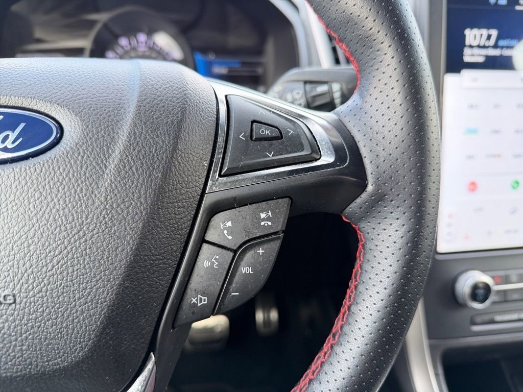 Used 2023 Ford Edge ST-Line image 19