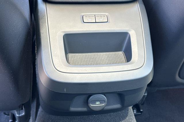 Certified 2025 Volvo S60 B5 Plus FWD image 13
