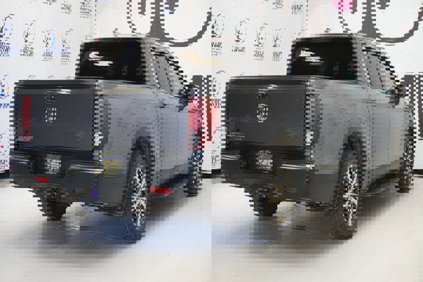 Used 2017 Honda Ridgeline RTS image 25