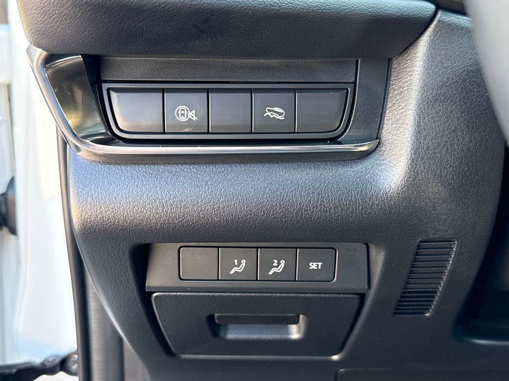 Used 2025 MAZDA CX-30 AWD 2.5 S w/ Preferred Package image 15