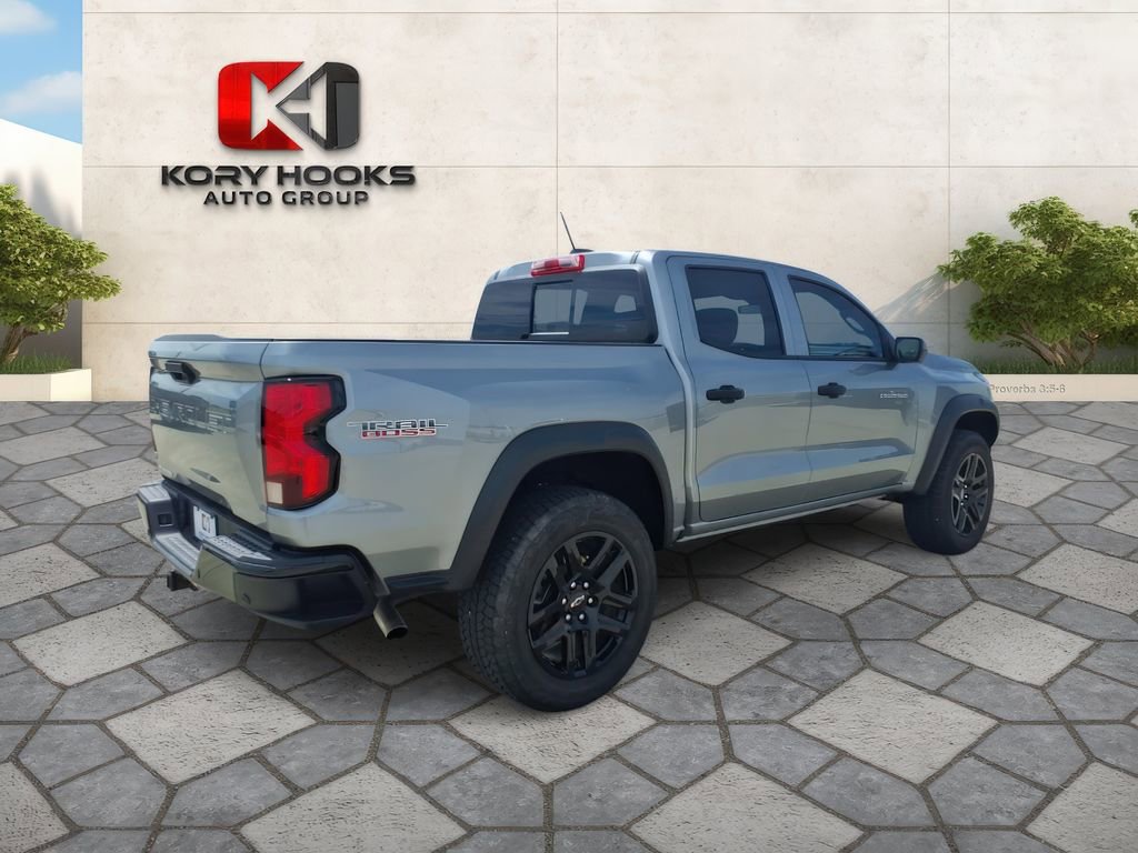Used 2025 Chevrolet Colorado Trail Boss AWD/4WD image 4
