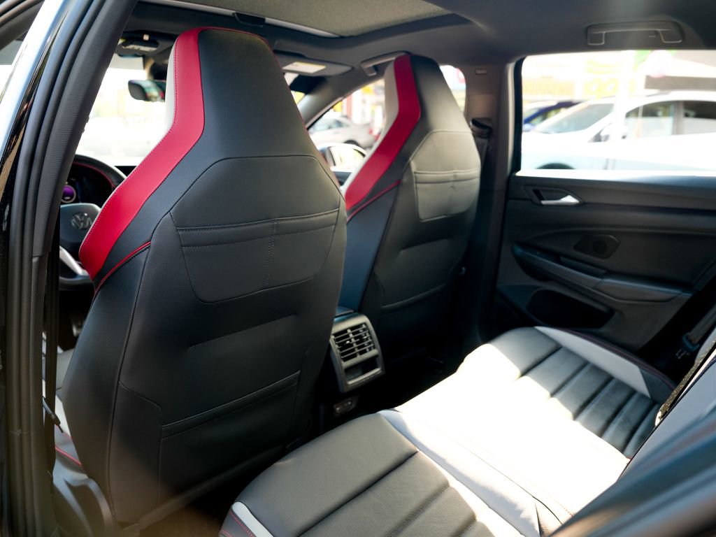 Used 2024 Volkswagen GTI SE w/ SE Leather Seats Package image 26