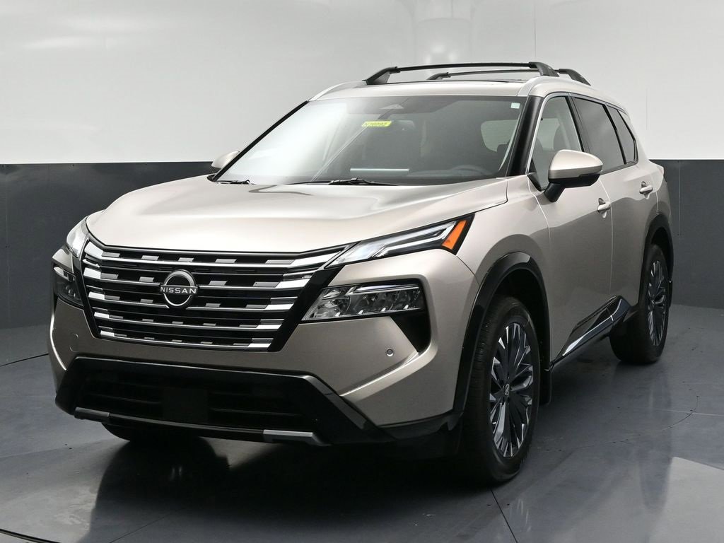 New 2026 Nissan Rogue Platinum image 3