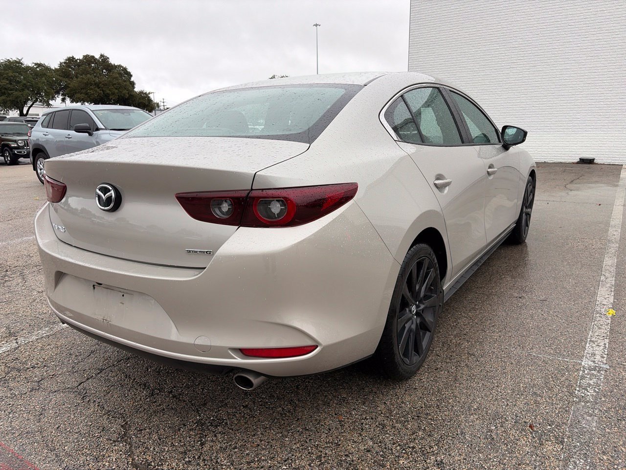Used 2024 MAZDA MAZDA3 s FWD image 4