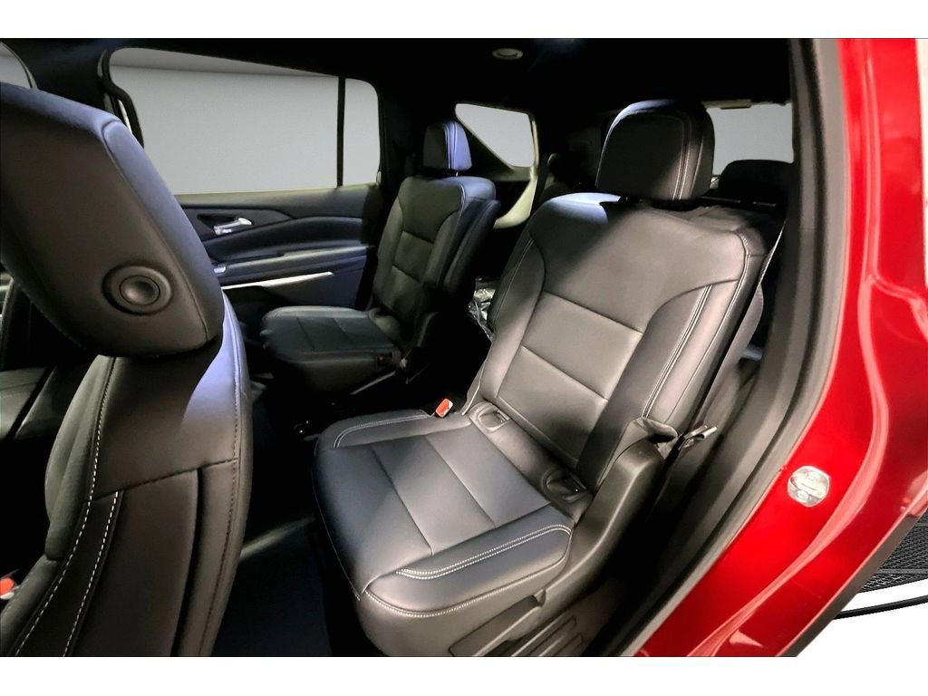New 2026 Chevrolet Traverse LT w/ Driver Confidence Package AWD/4WD image 13