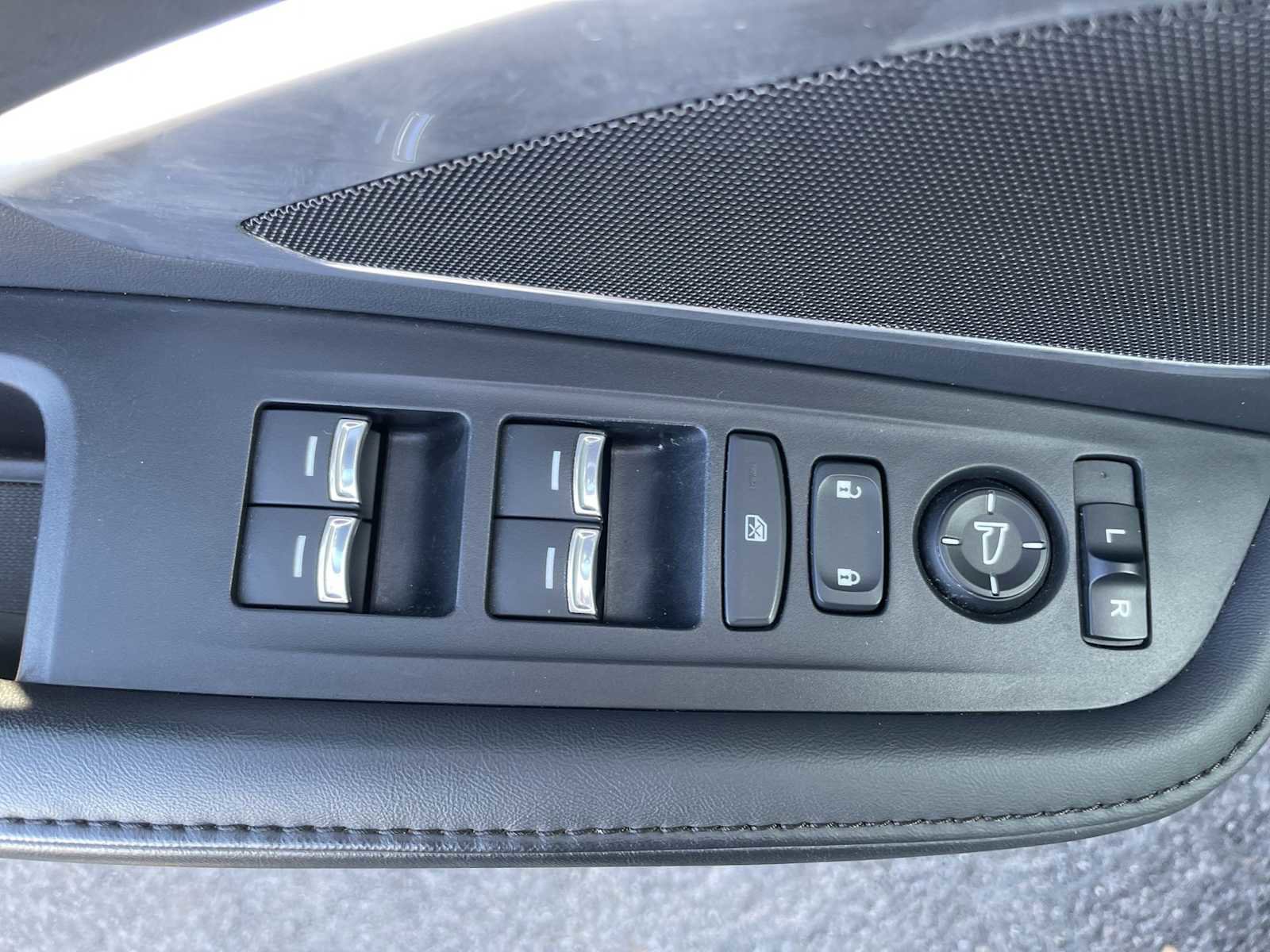 Used 2022 Acura RDX FWD image 15