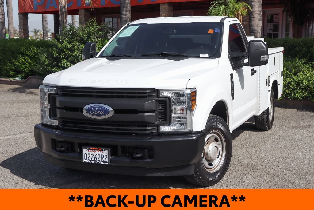 Used 2018 Ford F350 XL w/ Power Equipment Group RWD image 4