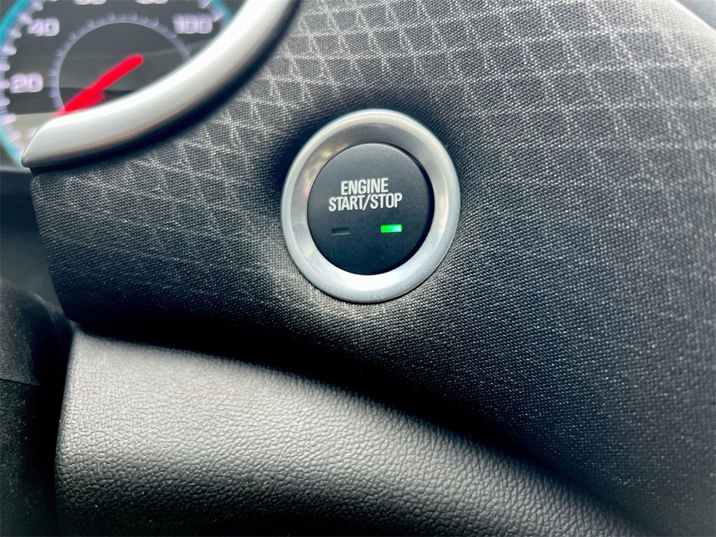 Used 2025 Chevrolet Malibu RS image 15