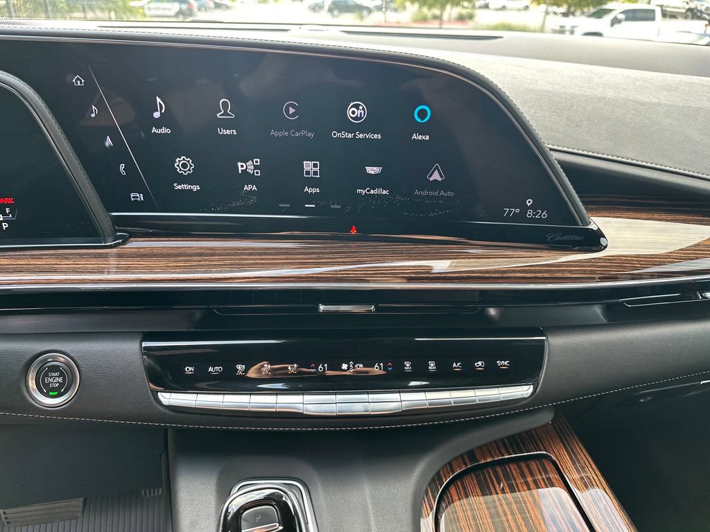 Used 2021 Cadillac Escalade Premium Luxury AWD/4WD image 24