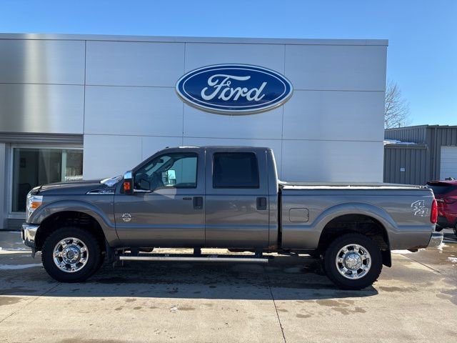 Used 2013 Ford F350 XLT w/ Chrome Pkg image 2