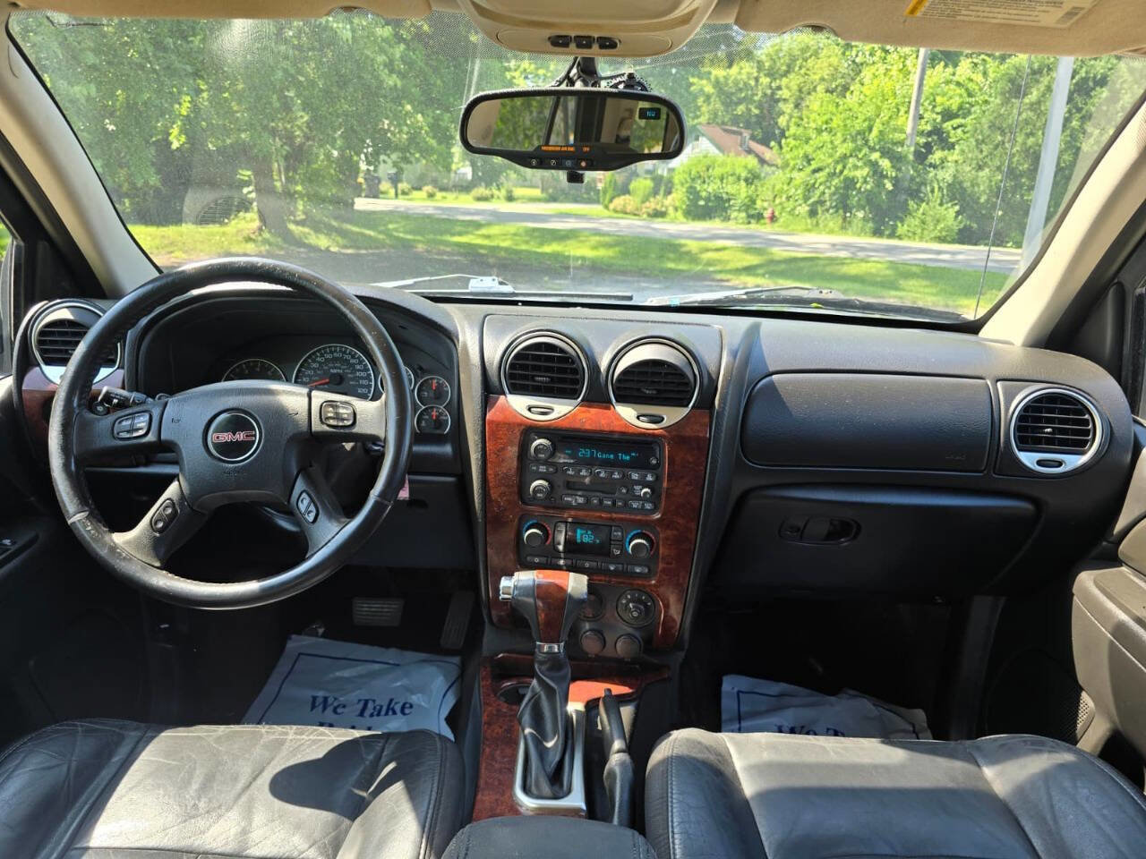 Used 2005 GMC Envoy SLT w/ Luxury Package image 9