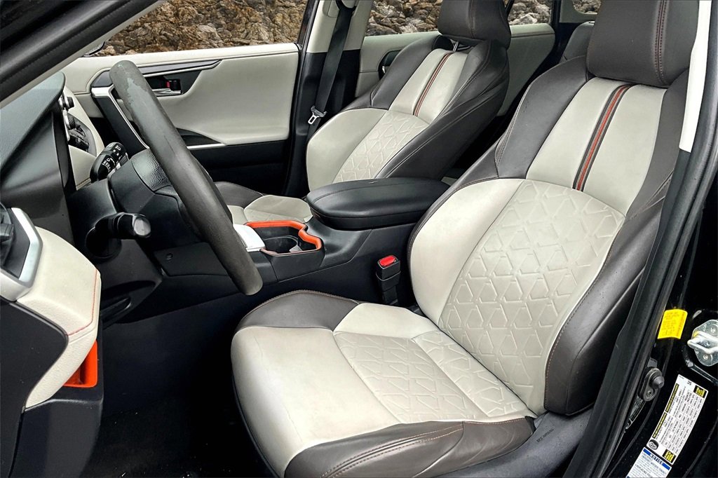 Used 2019 Toyota RAV4 Adventure image 21