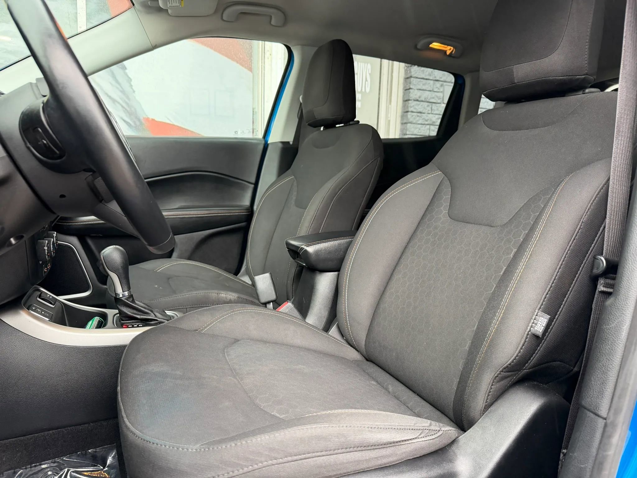 Used 2018 Jeep Compass Sport w/ Cold Weather Group FWD image 10