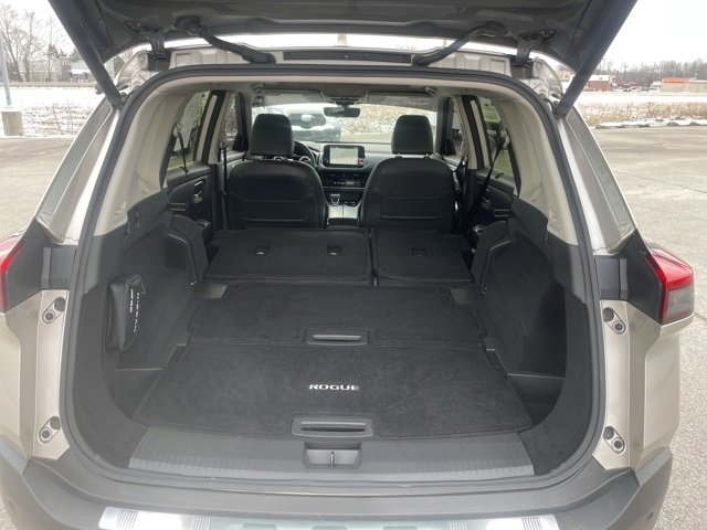Used 2023 Nissan Rogue Platinum w/ Platinum Premium Package image 62