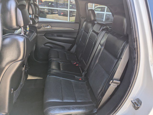 Used 2017 Jeep Grand Cherokee Limited w/ Luxury Group II AWD/4WD image 26