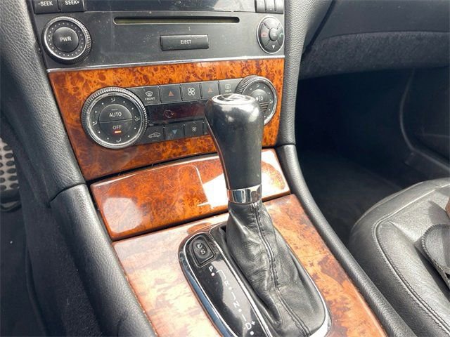 Used 2008 Mercedes-Benz CLK 350 Cabriolet w/ P1 Pkg image 12