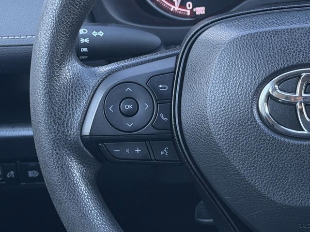 Used 2023 Toyota RAV4 LE image 13