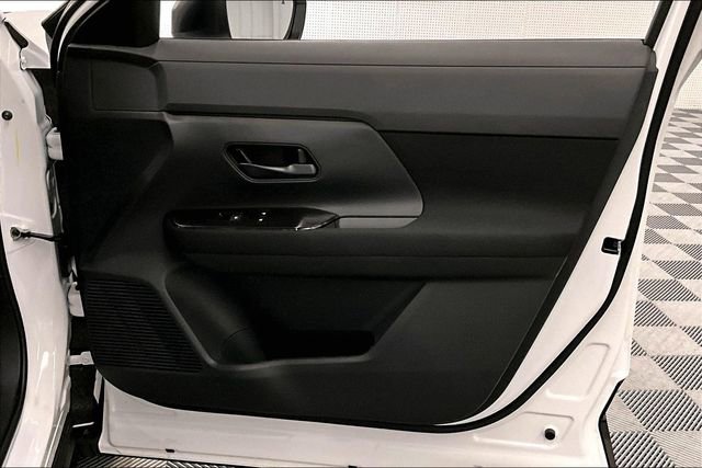 New 2026 Nissan Kicks S FWD image 32